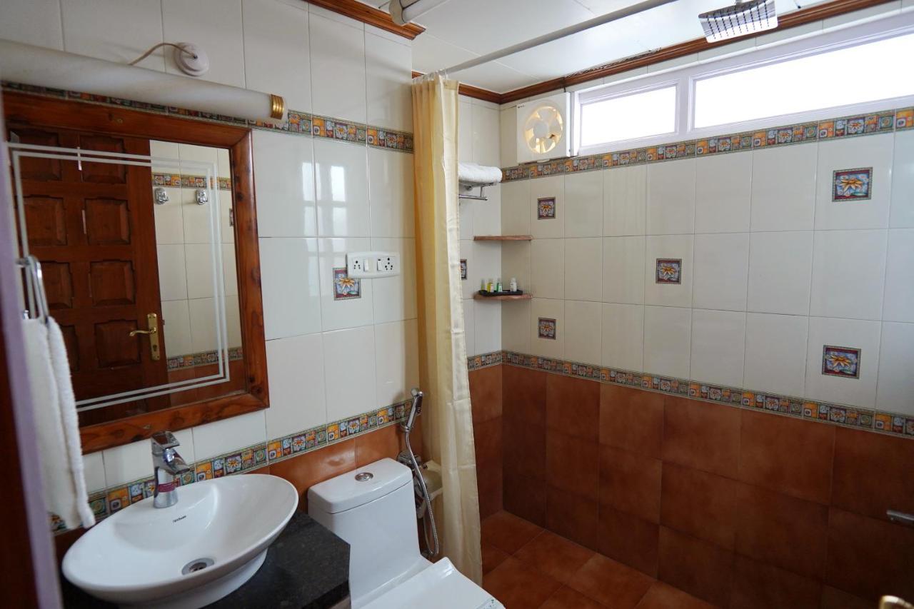 The Edgeworth Bed & Breakfast Shimla Dış mekan fotoğraf