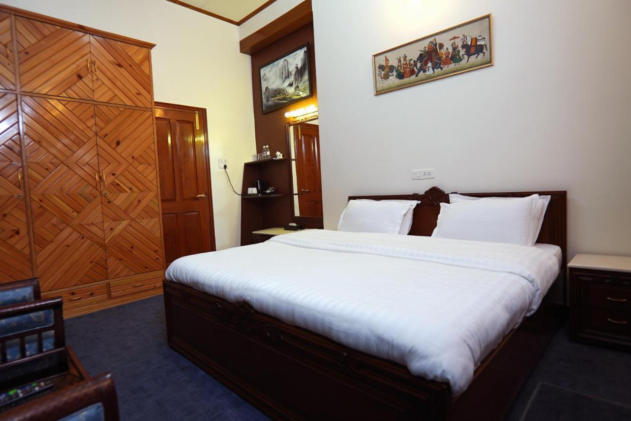 The Edgeworth Bed & Breakfast Shimla Dış mekan fotoğraf