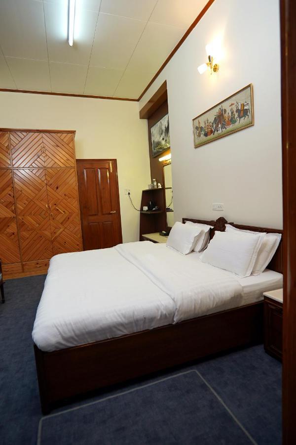 The Edgeworth Bed & Breakfast Shimla Dış mekan fotoğraf